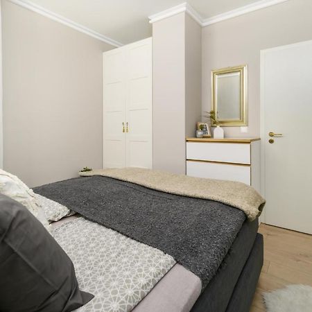 Appartamento Best Downtown Apartman Budapest Esterno foto