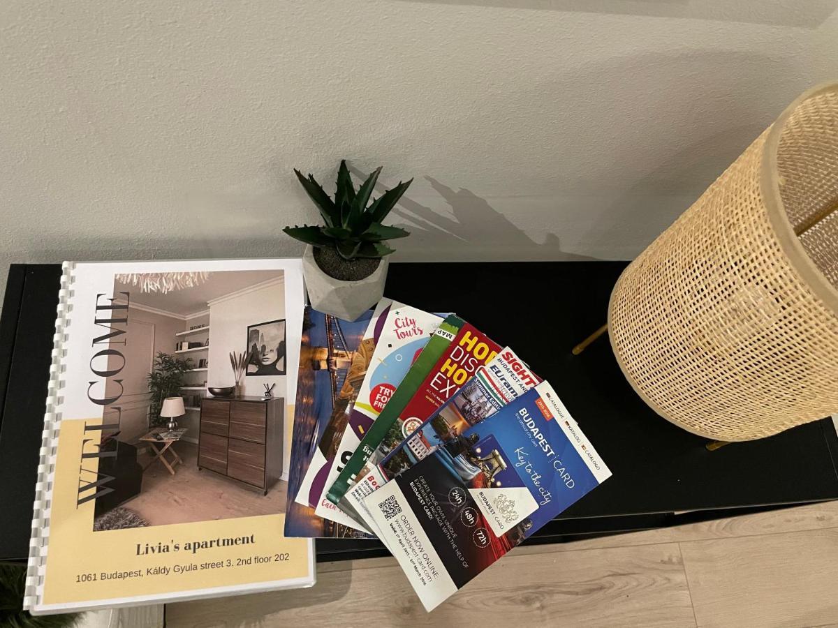 Appartamento Best Downtown Apartman Budapest Esterno foto